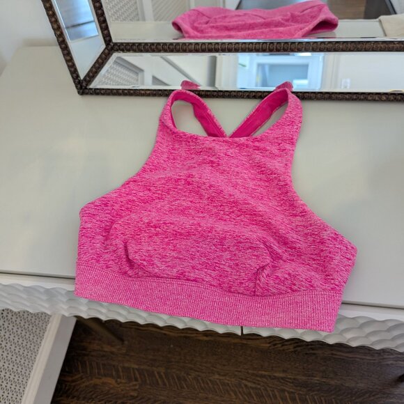 Alosoft Iconic 90's Bra - Picture 2 of 5